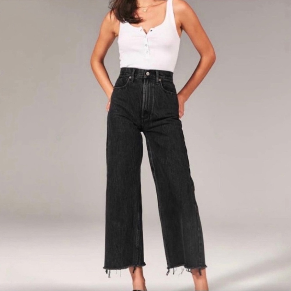 Abercrombie & Fitch Black Wide Leg Ultra High Rise Cropped Jean
